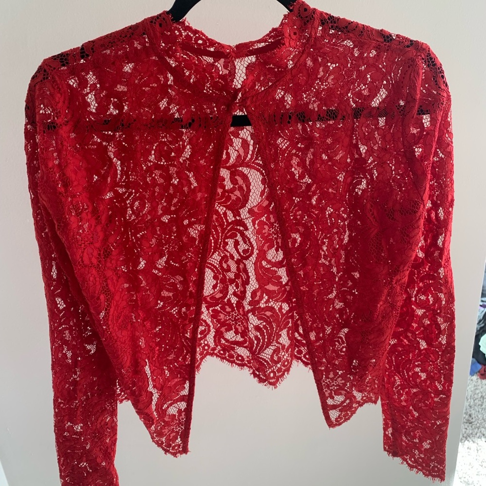 Saylor Savannah Red Lace Romper Two Piece - Picture 4 of 10